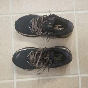 Brooks womens ghost 12 size 7.5